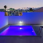 فيلة La Casita